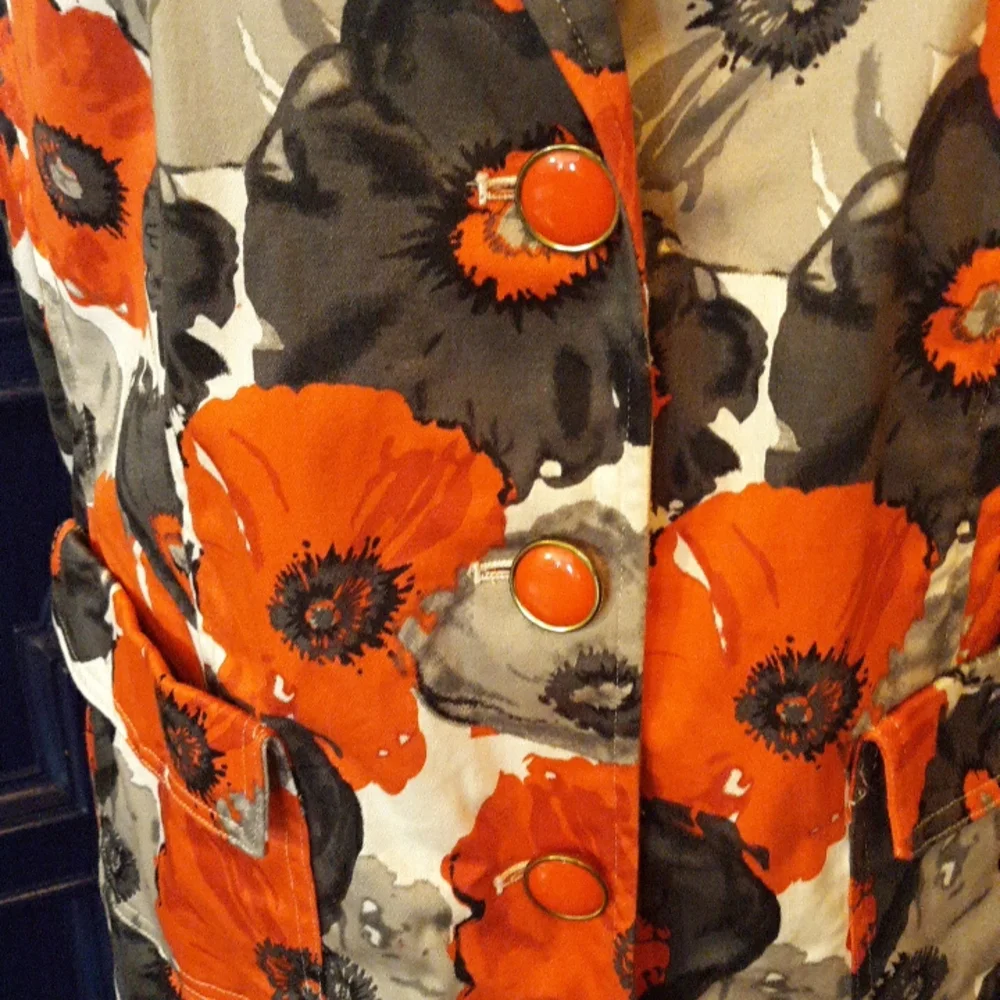 Joan Rivers jacket - Picture 6 of 8